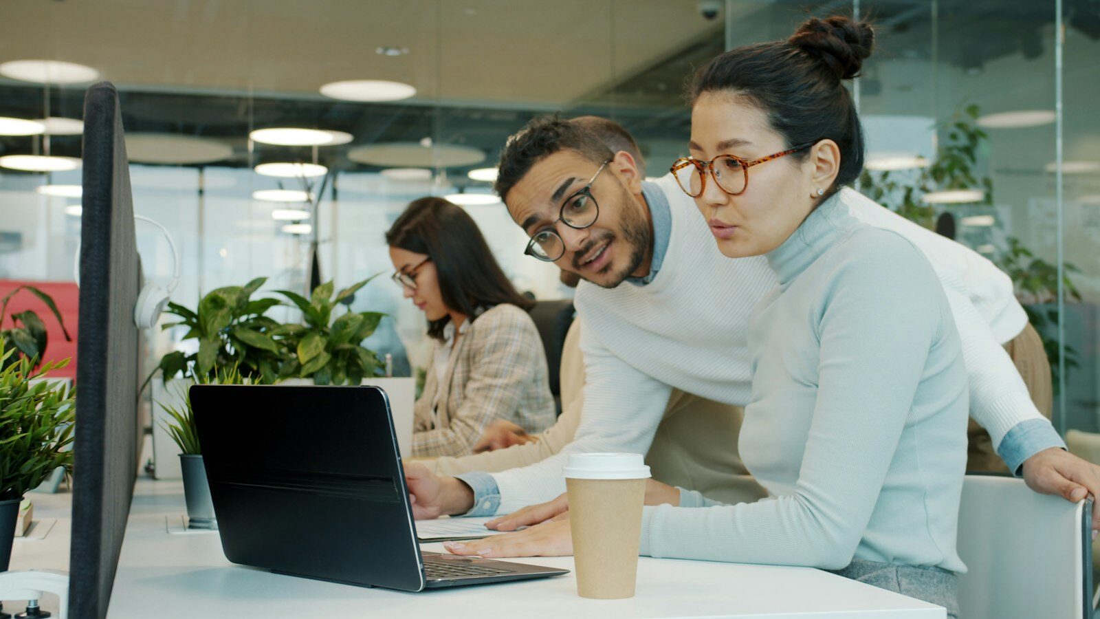 Tecnologia e marketing para levar sua empresa mais longe.
